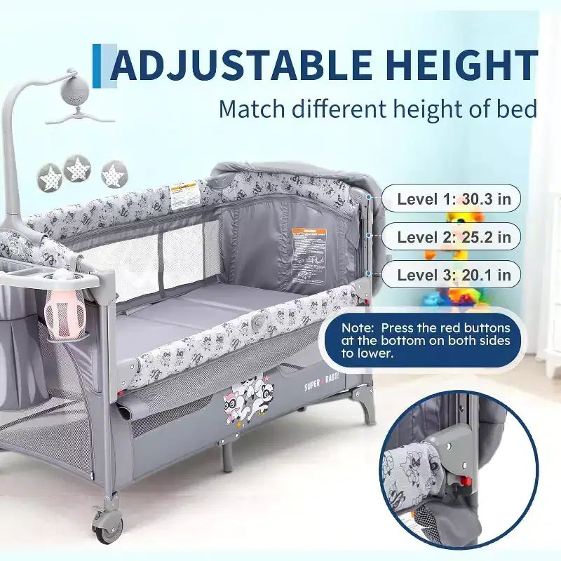 Berceau et parc pour bébé 4 en 1 - Lit portable gris clair avec table à langer, porte zippée et arche de jouets - Roues verrouillables et rangement pour nouveau-nés et tout-petants
