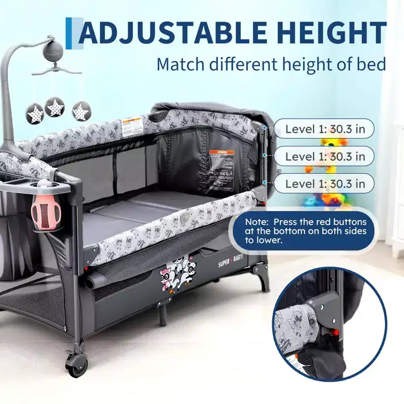Berceau et parc pour bébé 4 en 1 - Lit portable gris clair avec table à langer, porte zippée et arche de jouets - Roues verrouillables et rangement pour nouveau-nés et tout-petants
