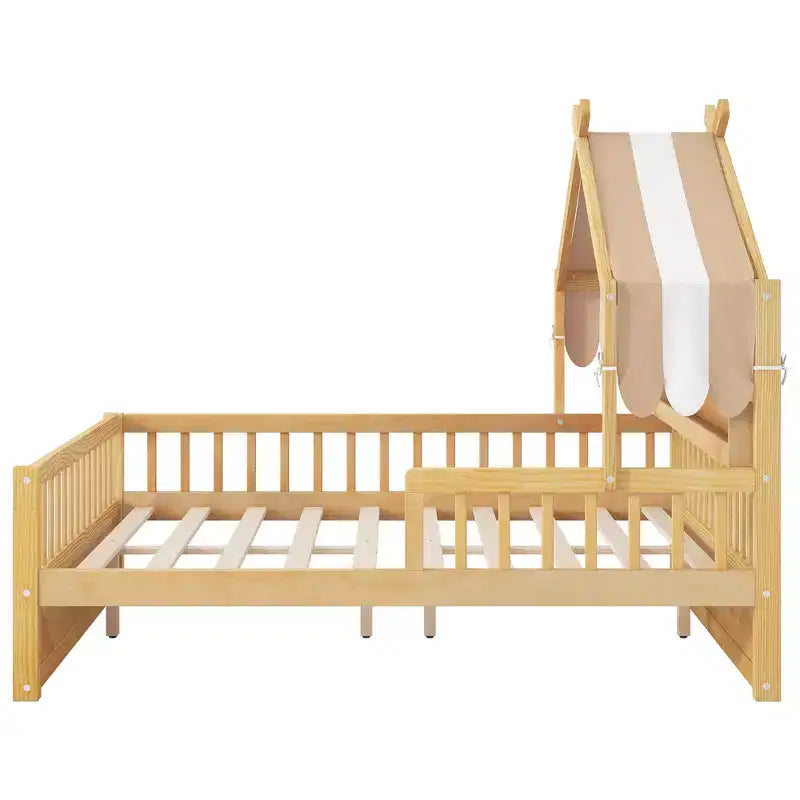 Lit cabane en bois pleine grandeur avec étagère de tête de lit de rangement et baldaquin pour chambre d'enfant