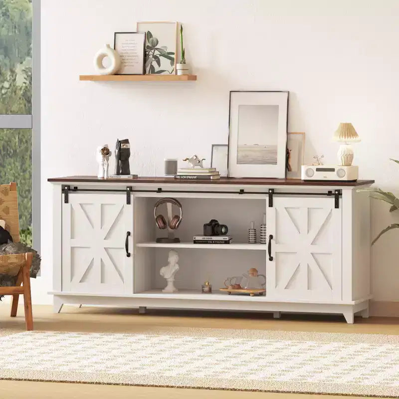 Meuble TV de ferme moderne pour téléviseur de 75 pouces - Console de divertissement avec portes coulissantes de grange - Meubles de rangement pour salon - 66 pouces