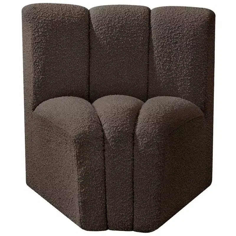 Chaise d'angle courbée en tissu bouclette Meridian Furniture Arc