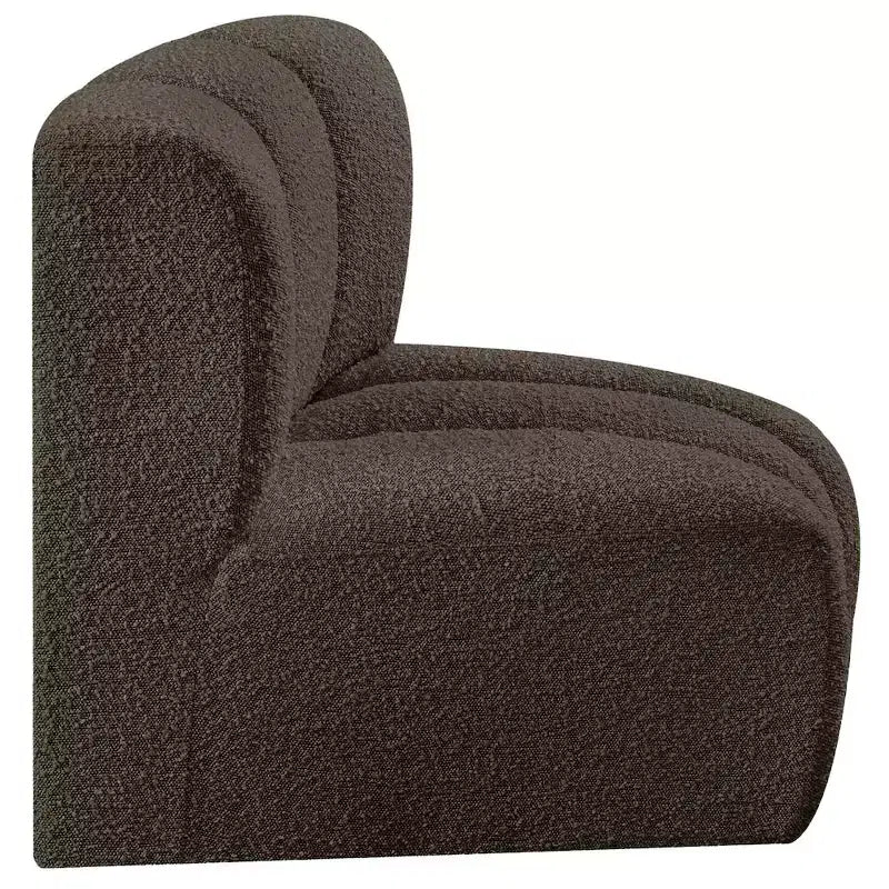 Chaise d'angle courbée en tissu bouclette Meridian Furniture Arc