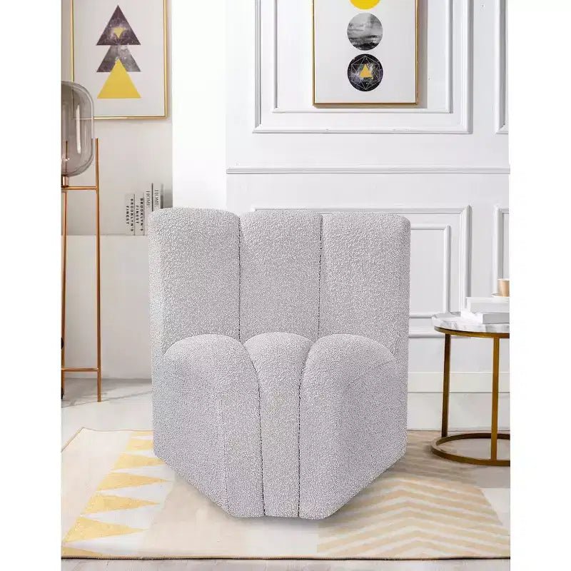 Chaise d'angle courbée en tissu bouclette Meridian Furniture Arc