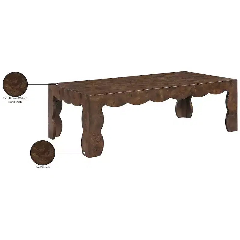 Table basse en placage de loupe de noyer